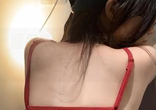 微密圈 – 图包来啦！火龙果羊教你旗袍穿搭，保证街头回头率爆表！