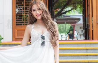 爱蜜社 – 格格污巫的私拍图集：哪位少女真香？
