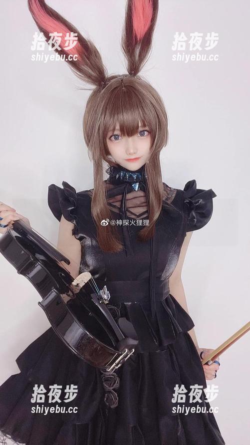 神探火狸狸 高清黑白写真,神探火狸狸的抉择和灵魂双全?