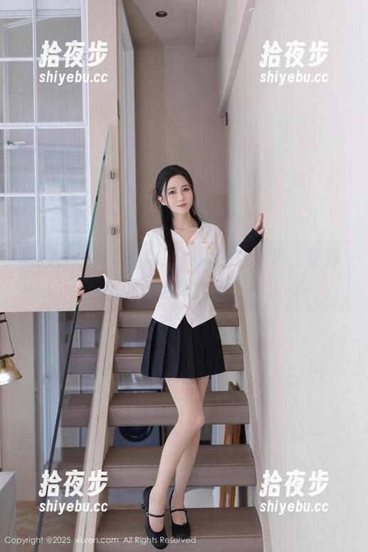 秀人网-丹妮Danny 秀人网 - 在丹妮Danny的浴室里,免费写真从未如此迷人!
