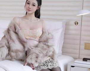 秀人网 – 李金金的高清写真：剧情发展得让我差点以为我也进了剧本！