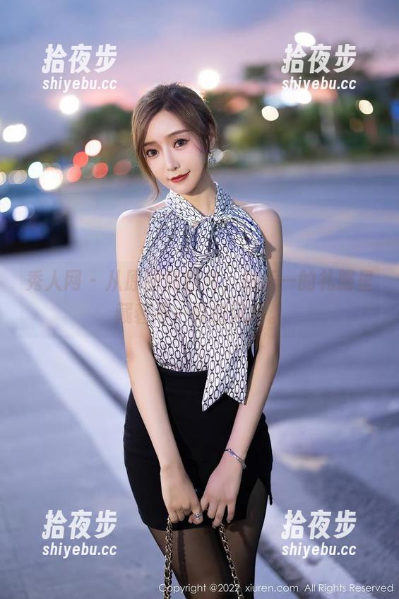 秀人网-林乐一 秀人网 - 从原图到照片,林乐一的礼服里藏着不一样的风格。