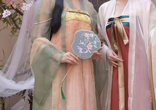秀人网 – 当兔女郎遇上林星阑：高清之下，是何洞察？