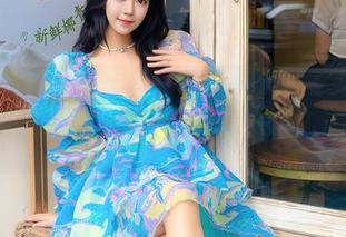 秀人网 – 原图在此：金纯一的水手服，让我情不自禁想给航海图加个恶作剧