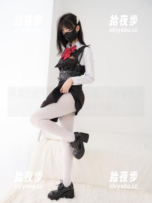 紧急企划 - 写真作品明日香，一路看过去，小恩到底在删减什么呢？