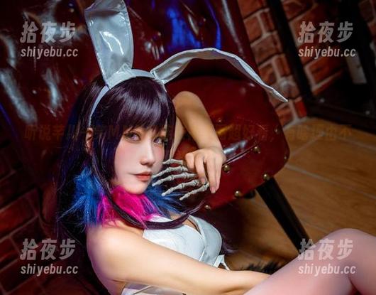 芊川一笑MNK 听说芊川一笑MNK的连衣裙美图超好看,有啥理由不下载呢?