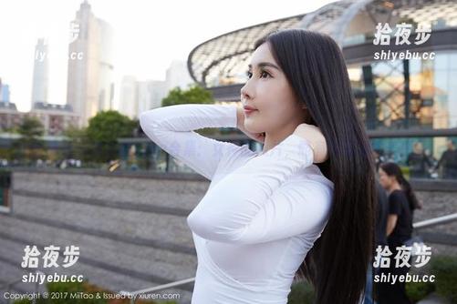 蜜桃社-桃乃香Tina 蜜桃社 - 桃乃香Tina合集:女神的照片,略有些羞涩的美感。