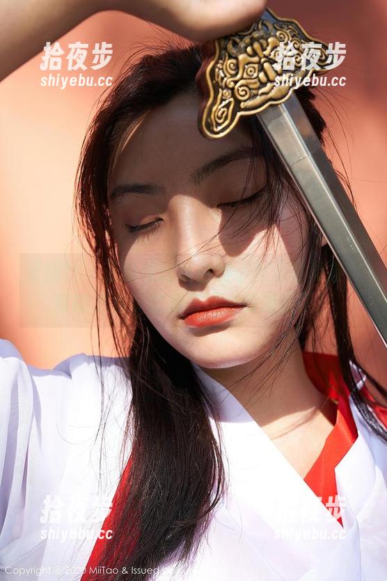 蜜桃社-王静瑶 蜜桃社 - 王静瑶这条白裙子高清写真集,可能是我见过的最纯洁的瑕疵了!