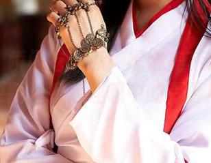 蜜桃社 – 瞬间吃个瓜！缇娜美TinamiJK美图更新，掀起理想中的青春风暴！