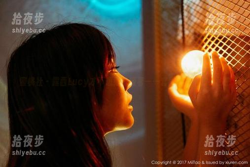 蜜桃社-露西Lucy 蜜桃社 - 露西Lucy才不想藏着掖着——套图合集中的小秘密