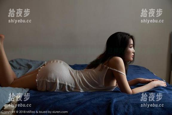 蜜桃社 - 静香Mandy的黑丝私房图包：这种风格你根本拒绝不了，不信你试试。