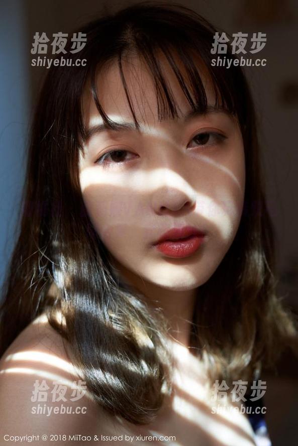 蜜桃社 - 韵莉娜VANILLA带你玩转双马尾合集，套路满分！