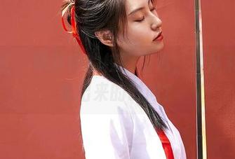 蜜桃社 – 顾乔楠的校服图包，没从书本里走出来的时尚？