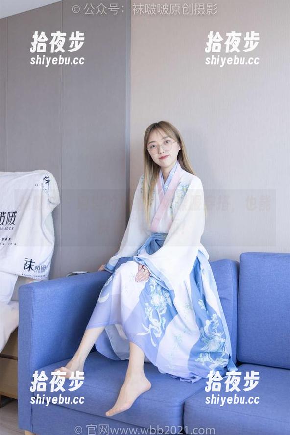 袜啵啵-瑶瑶 袜啵啵 - 瑶瑶的私拍:体操服穿搭,也能很有“体”面!