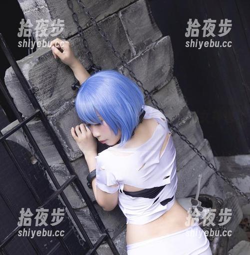 贞子蜜桃 跟着贞子蜜桃玩cos:Nikke胜利女神也迷上了梅里兔女郎!