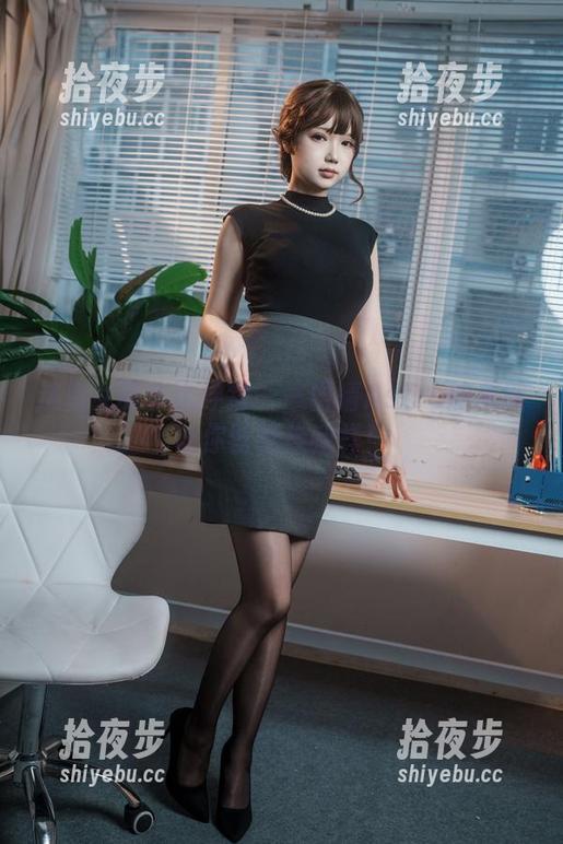 这兔女郎非比寻常——雪晴Astra的美图让你壁纸换新样！