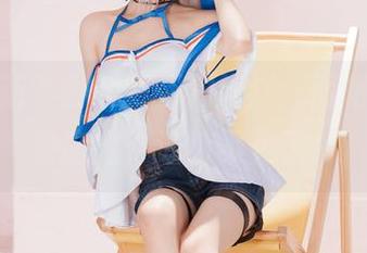 潜入‘新条茜’的资源海洋，面饼仙儿再现魔力，泳裤不见了！
