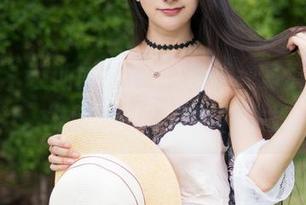 魅妍社 – 在斯戴媛Amy的清纯写真图册中，发现了一种隐秘的温柔