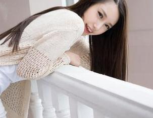 魅妍社 – 棉袜里的故事：果儿Victoria的作品让我想多了？