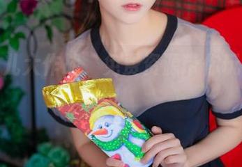 鳗鱼霏儿大作战，免费资源带你玩转美脚！